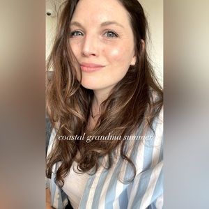 Meet your Posher, Janelle